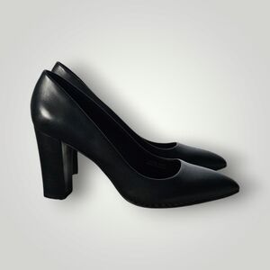 Tahari Shoes Womens 9M Black Pump Ava Leather Upper‎ Ava Pumps Pointed Toe